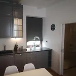 Διαμέρισμα Croatica With Garage