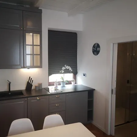 Apartment Croatica With Garage